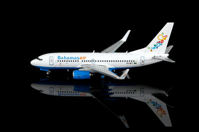 Pre-Order Legacy Jets LJ11516-10 1:400 Bahamasair Boeing 737-700 C6-BFY