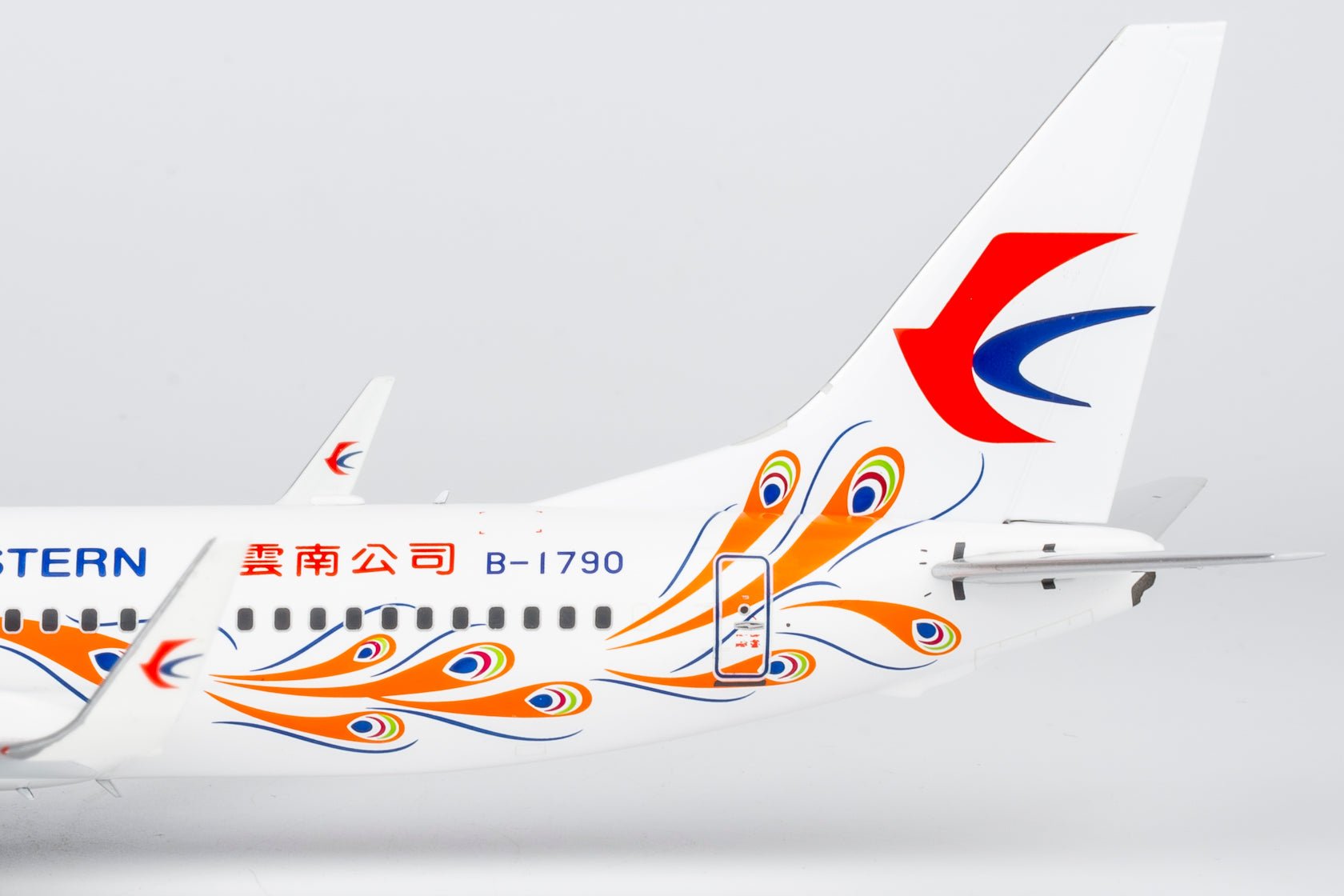 Pre-Order NG Models 08058 1:200 China Eastern Airlines 737-800/w B-1790