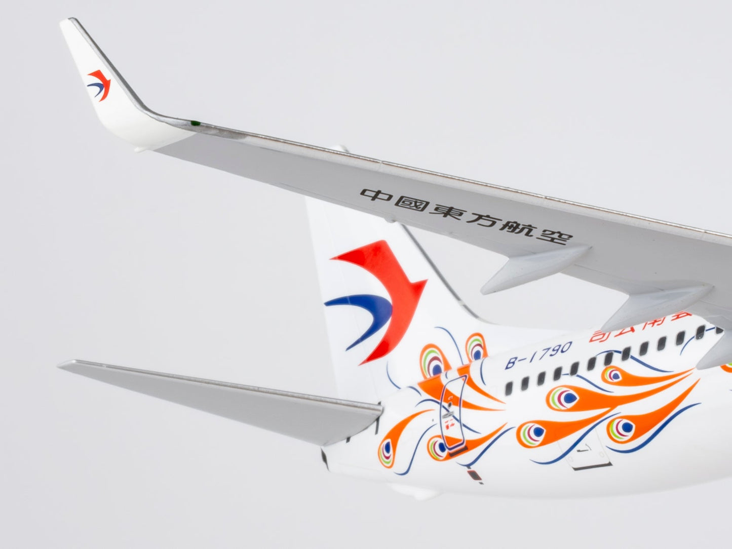 Pre-Order NG Models 08058 1:200 China Eastern Airlines 737-800/w B-1790