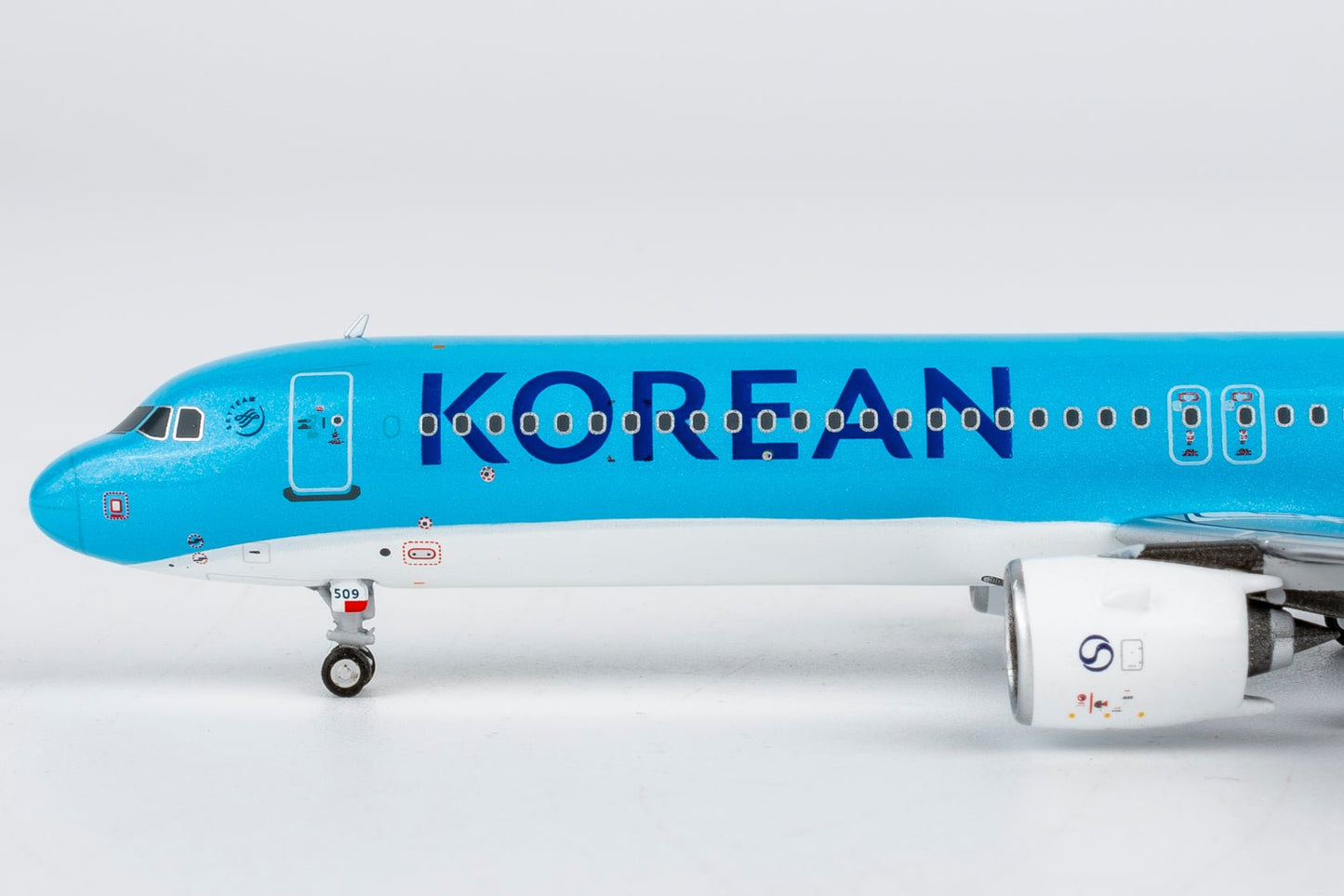 Pre-Order NG Models 13144 1:400 Korean Air A321neo HL8509 Korean Air's first A321 in 2025's new standard livery