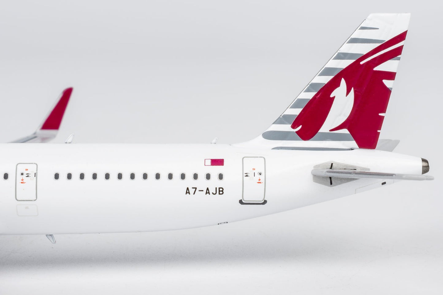 Pre-Order NG Models 13147 1:400 Qatar Airways A321neo A7-AJB (Qatar's first neo)