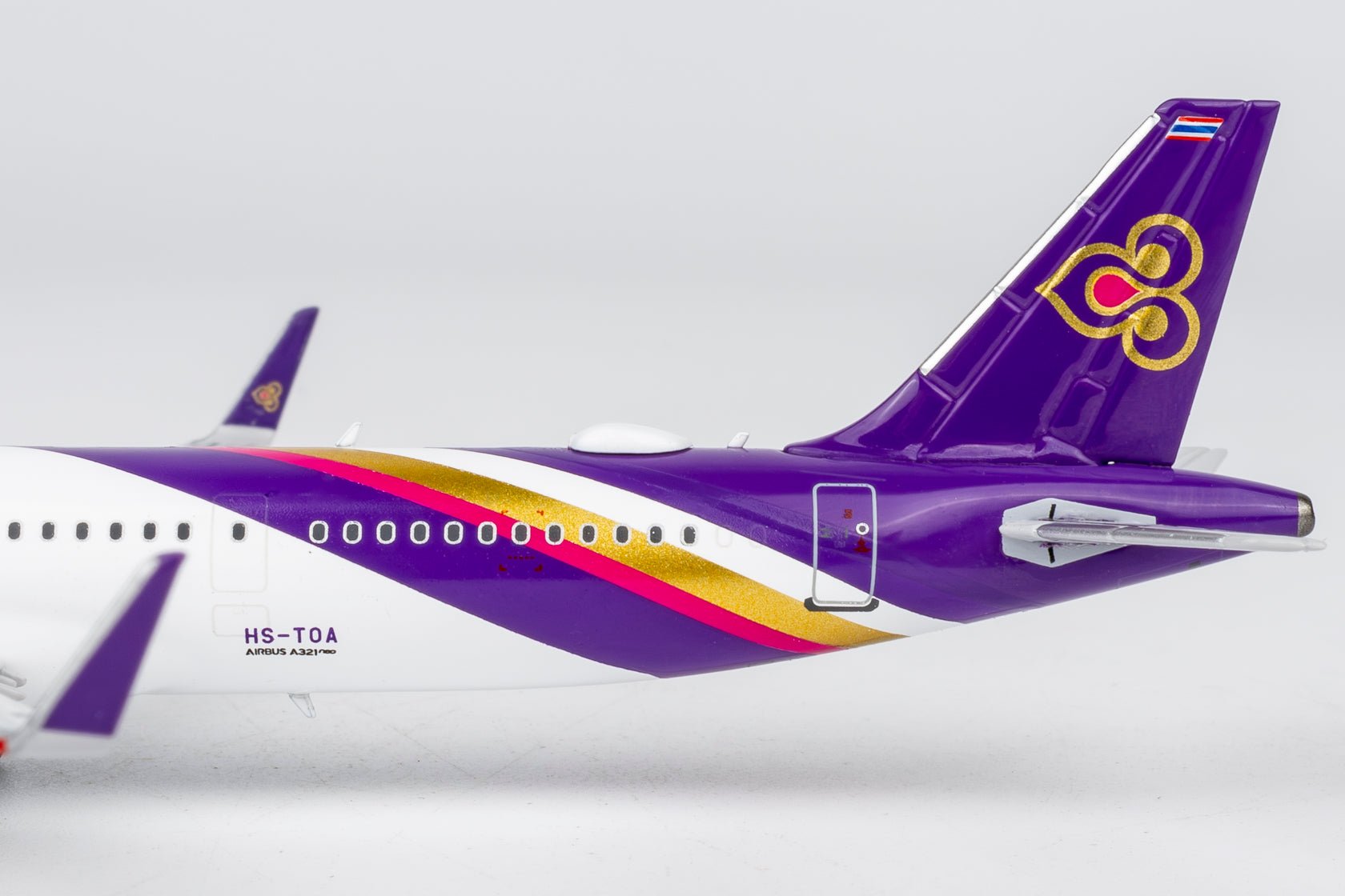 Pre-Order NG Models 13148 1:400 Thai Airways International A321neo HS-TOA "First A321neo" "Bowonrangsi / บวรรังษี" ("First A321neo" sticker; named "Bowonrangsi / บวรรังษี")
