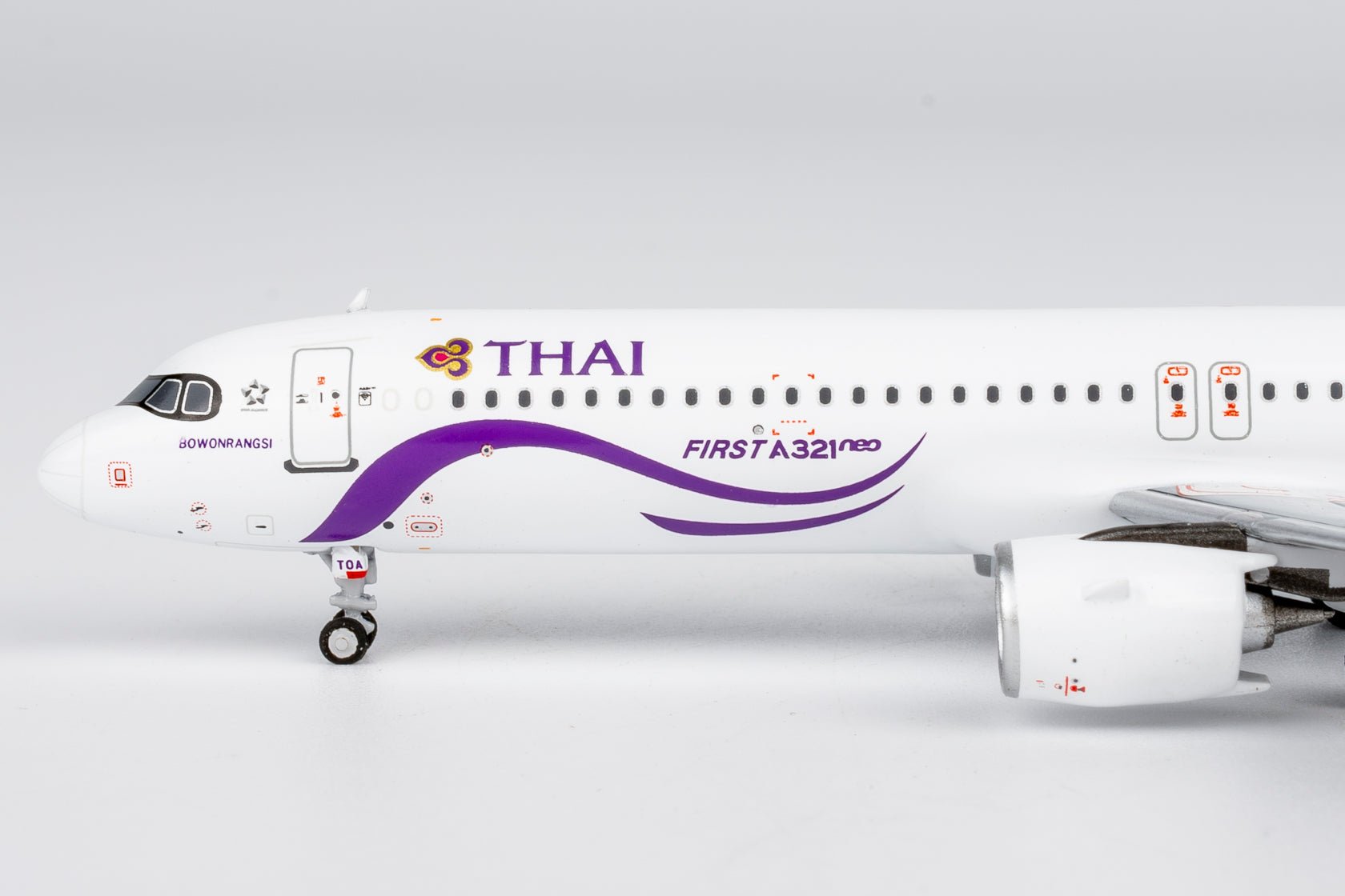 Pre-Order NG Models 13148 1:400 Thai Airways International A321neo HS-TOA "First A321neo" "Bowonrangsi / บวรรังษี" ("First A321neo" sticker; named "Bowonrangsi / บวรรังษี")