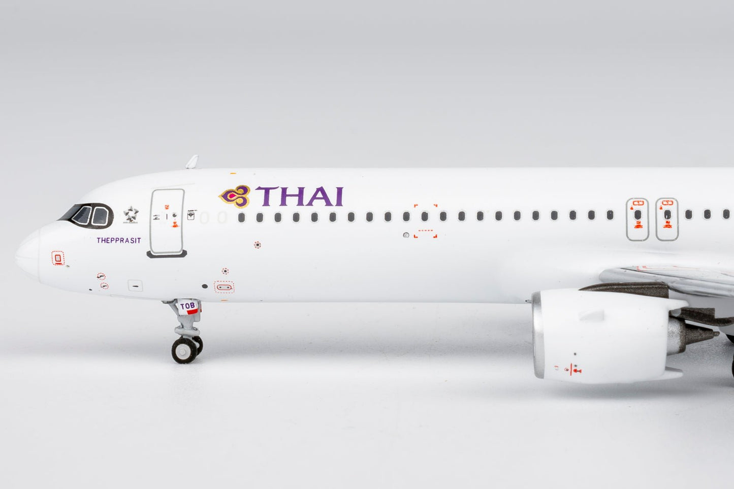 Pre-Order NG Models 13150 1:400 Thai Airways International A321neo HS-TOB "Thepprasit / เทพประสิทธิ์" (named "Thepprasit / เทพประสิทธิ์")