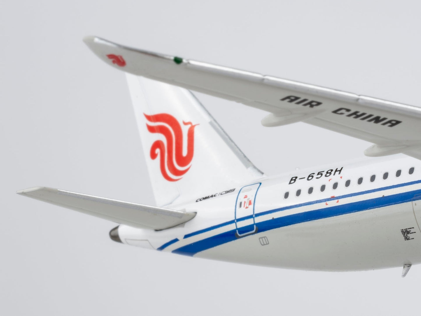 Pre-Order NG Models 19104 1:400 Air China C919 B-658H