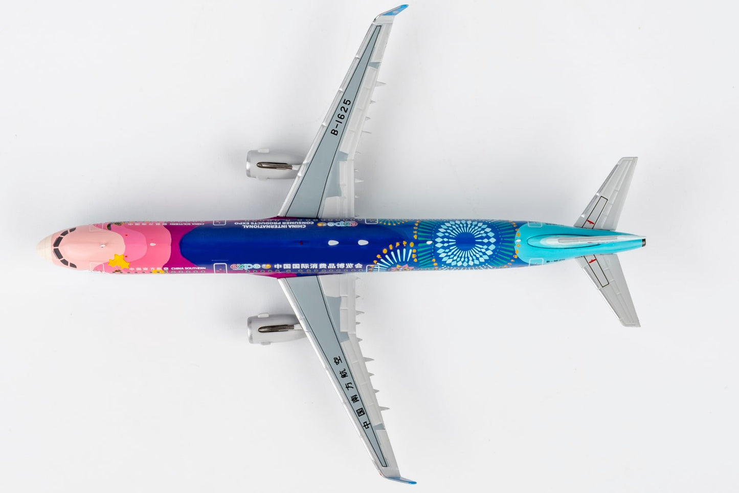 Pre-Order NG Models 24058 1:400 China Southern Airlines A321-200/w B-1625 (China International Consumer Products Expo)