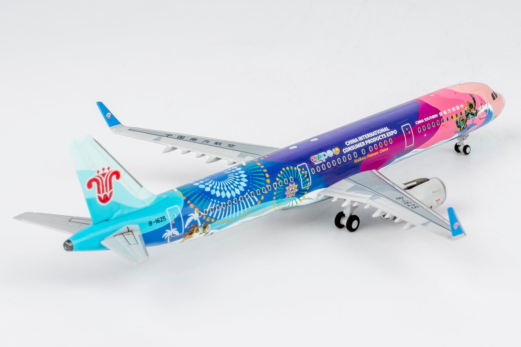 Pre-Order NG Models 24058 1:400 China Southern Airlines A321-200/w B-1625 (China International Consumer Products Expo)