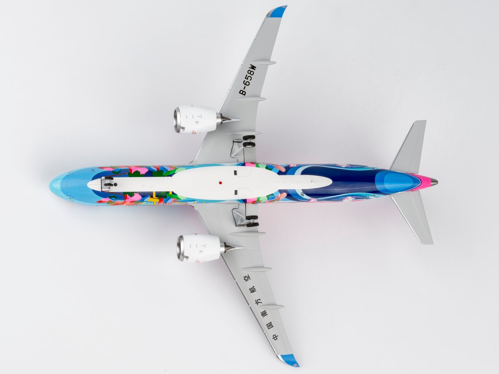 Pre-Order NG Models 24197 1:200 China Southern Airlines C919 B-658W (Grand Beauty Bay Area 大美湾区号)