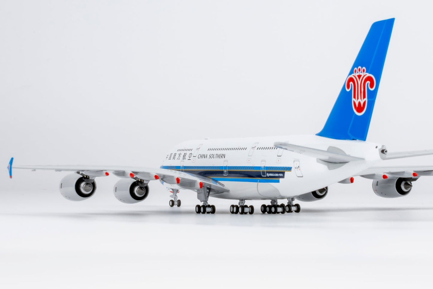 Pre-Order NG Models 24626 1:400 China Southern Airlines A380-800 B-6136 (First A380 for China)