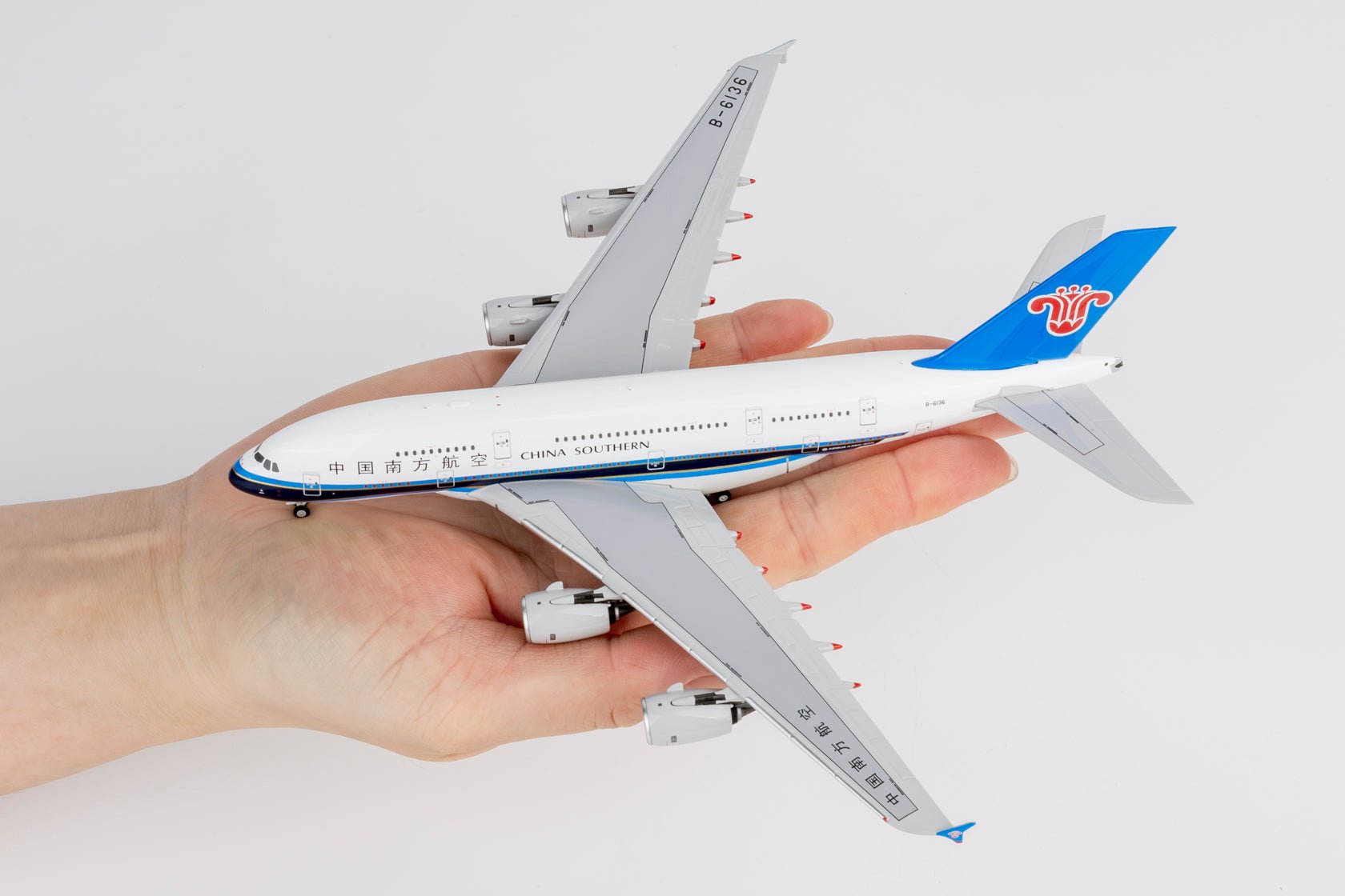 Pre-Order NG Models 24626 1:400 China Southern Airlines A380-800 B-6136 (First A380 for China)