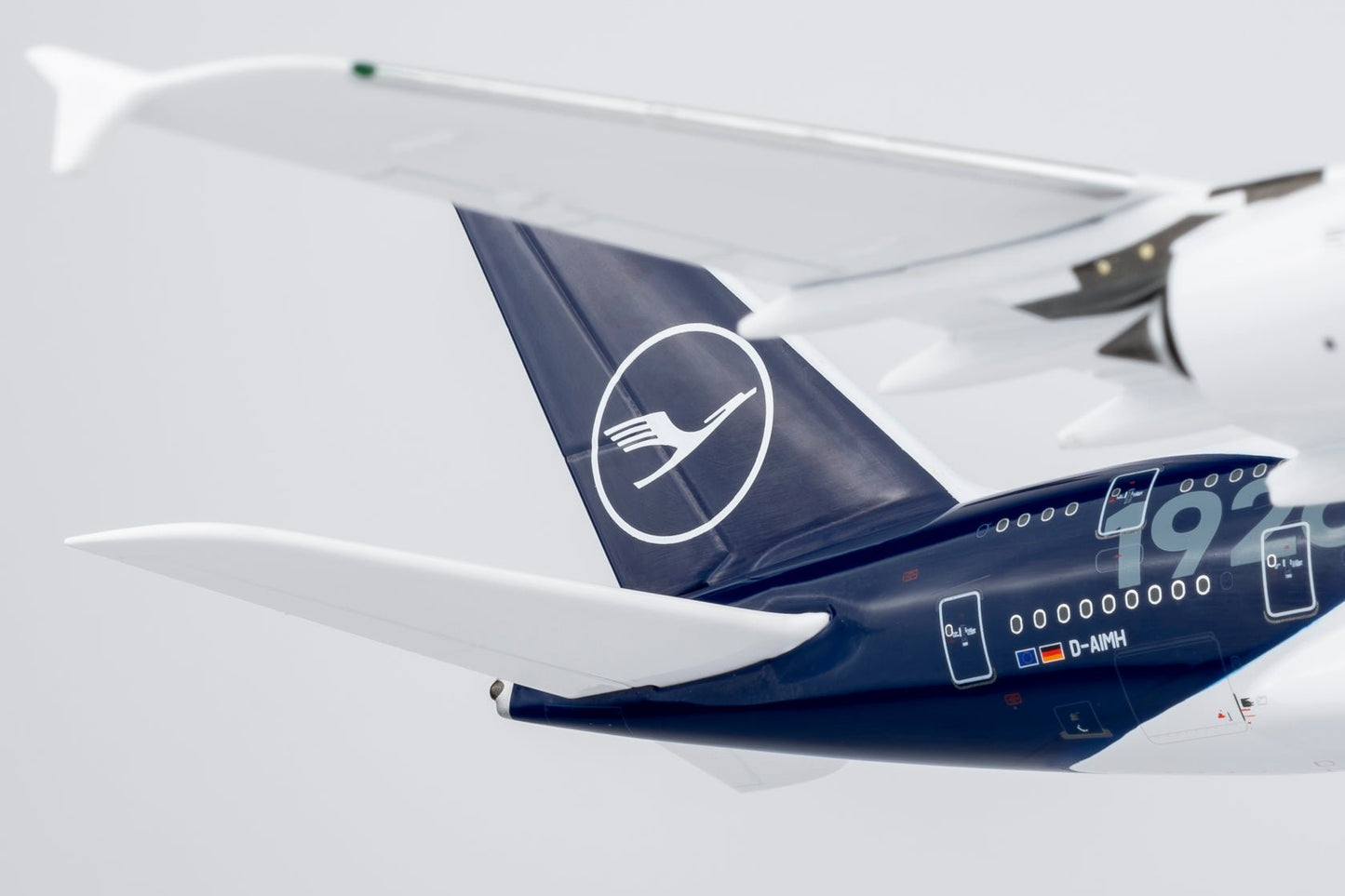 Pre-Order NG Models 38002 1:400 Lufthansa A380-800 D-AIMH 100th Anniversary livery