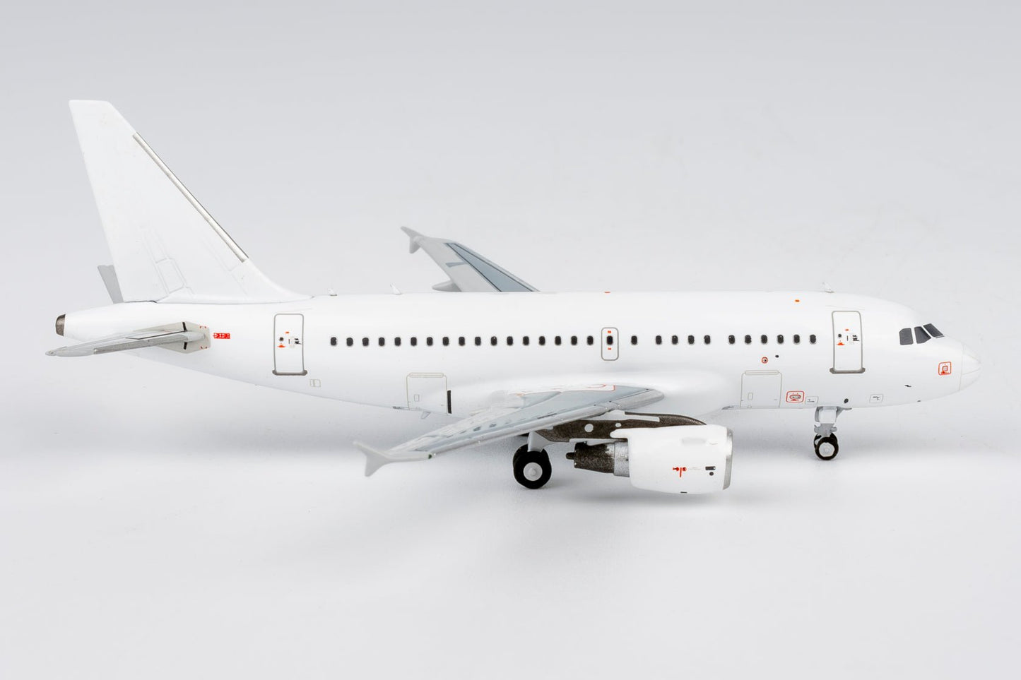 Pre-Order NG Models 48016 1:400 Blank Model A318-100 (CFMI CFM56 ENGINES)