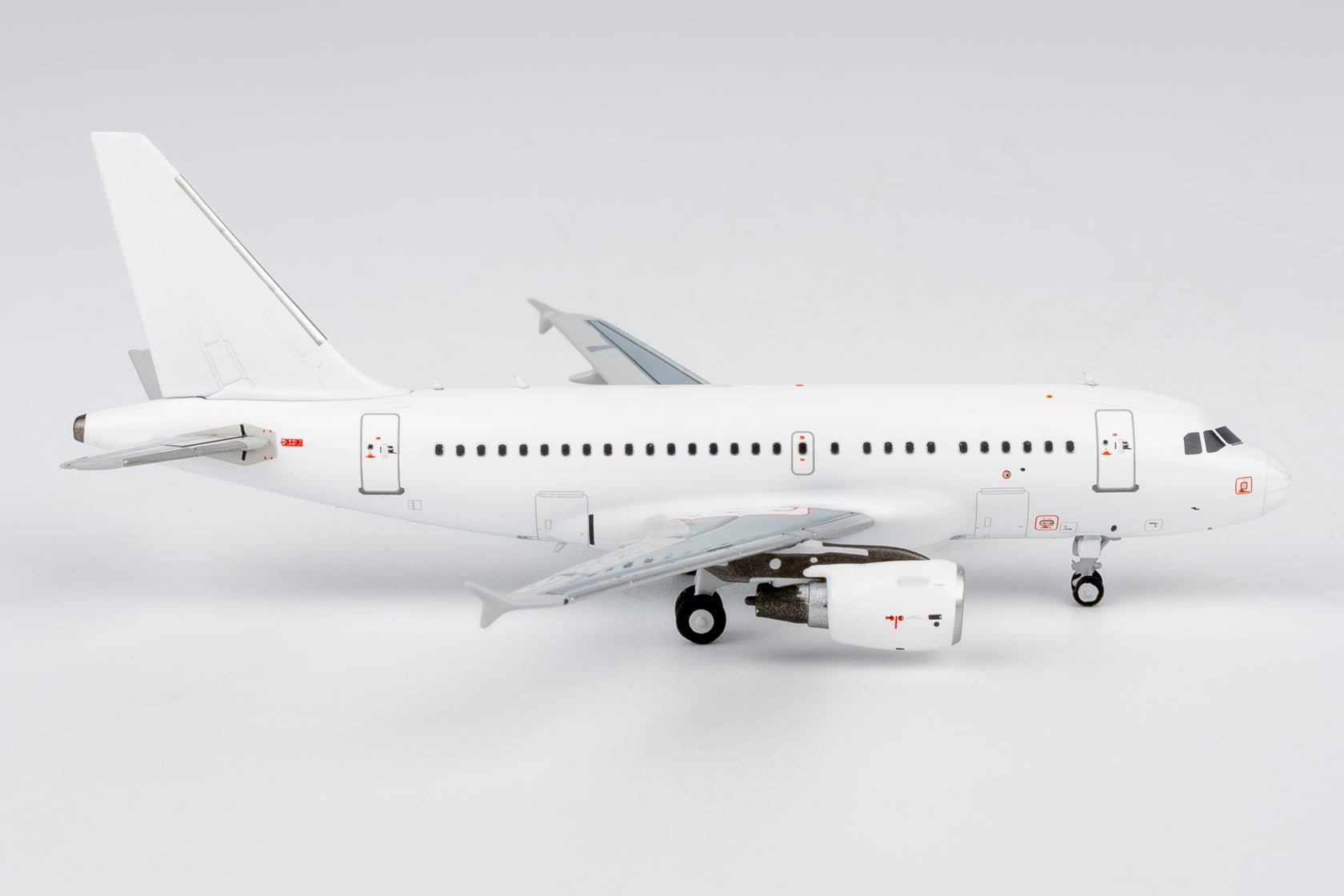 Pre-Order NG Models 48016 1:400 Blank Model A318-100 (CFMI CFM56 ENGINES)
