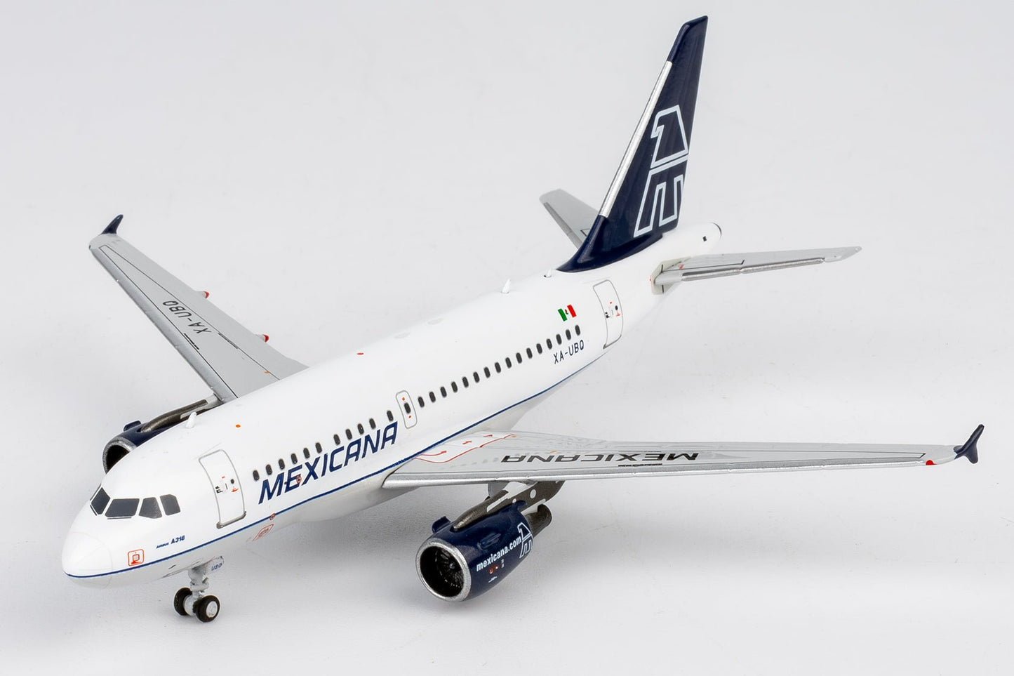 Pre-Order NG Models 48029 1:400 Mexicana A318-100 XA-UBQ (old colors)