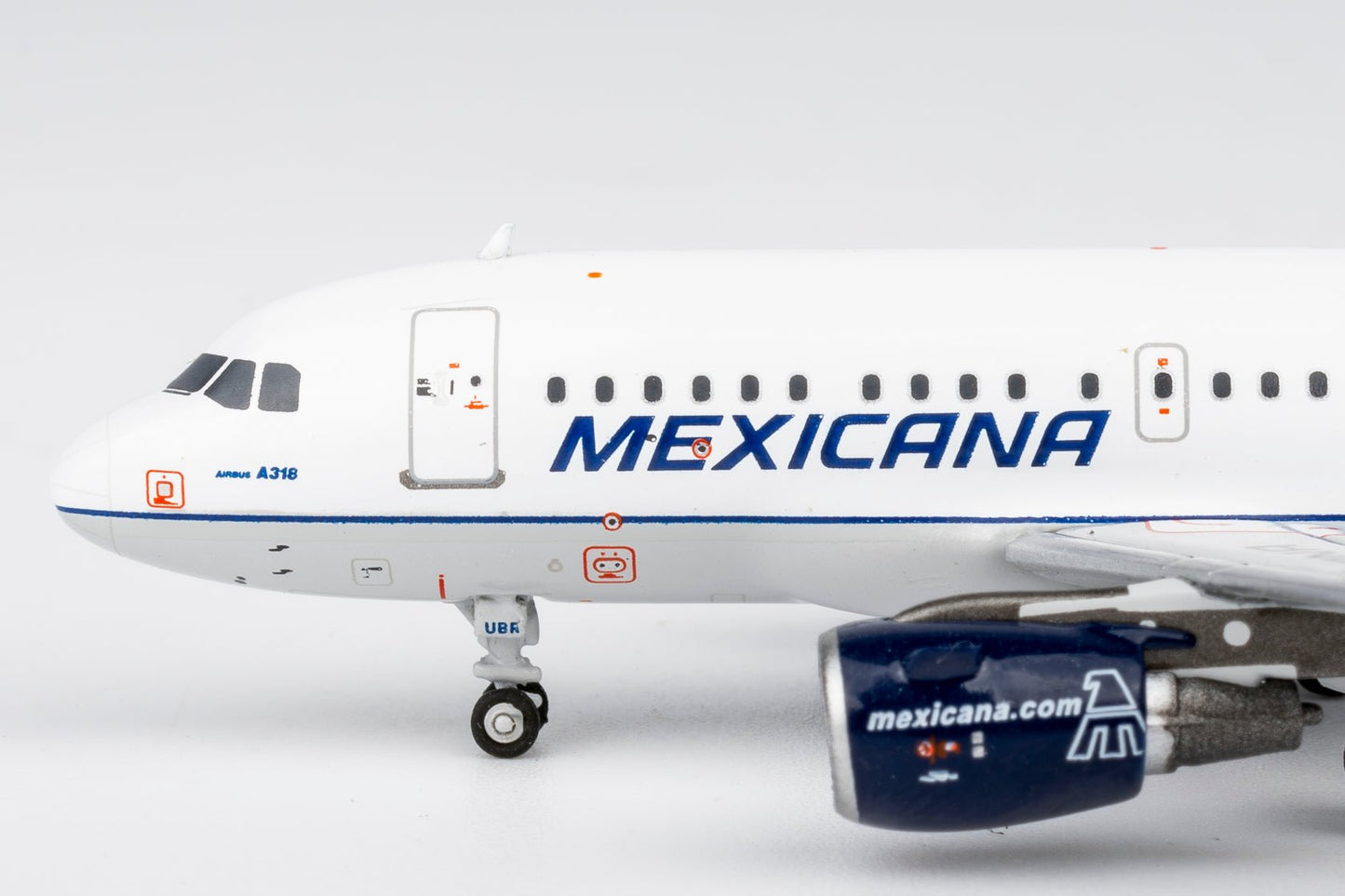 Pre-Order NG Models 48030 1:400 Mexicana A318-100 XA-UBR (old colors)