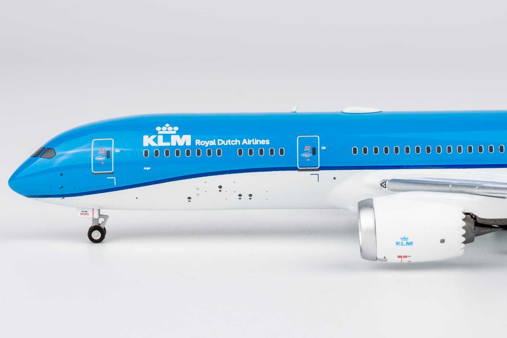 NG Models 55148 1:400 KLM Royal Dutch Airlines 787-9 Dreamliner