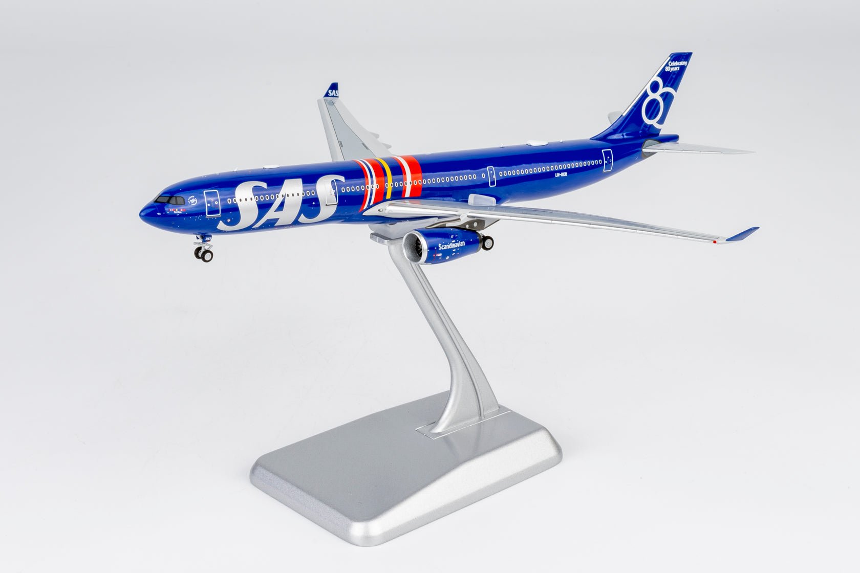 Pre-Order NG Models 62087 1:400 SAS Scandinavian Airlines A330-300 LN-RKR (Celebrating 80 Years Livery)