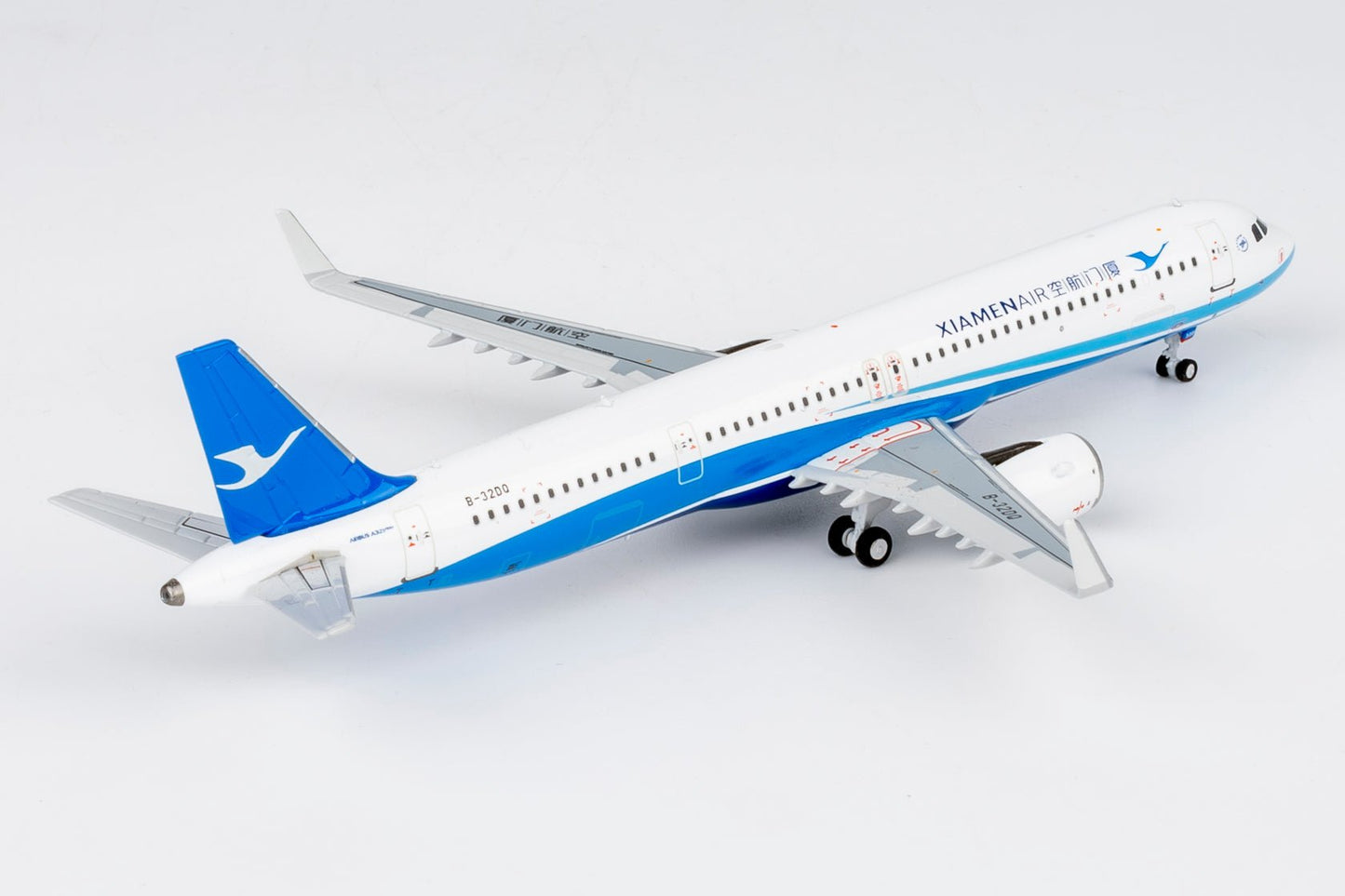 Pre-Order NG Models 64145 1:400 Xiamen Airlines A321neo B-32DQ (current colors)