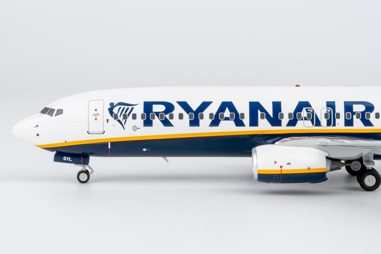 Pre-Order NG Models 8065 1:200 Ryanair 737-800 EI-DHF old colors, withtout winglets