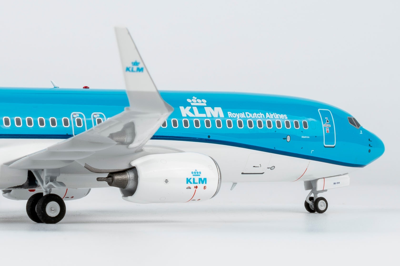 Pre-Order NG Models 8071 1:200 KLM Royal Dutch Airlines 737-800/w PH-BXU new colors