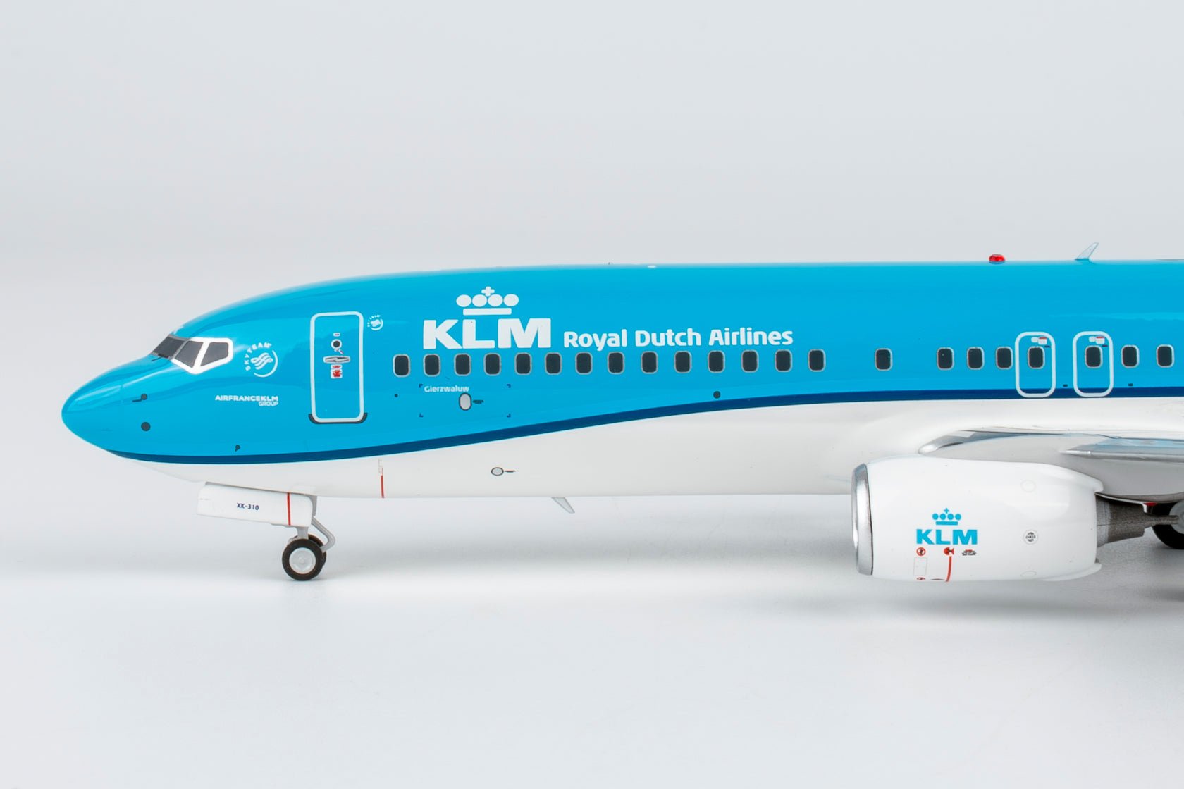Pre-Order NG Models 8072 1:200 KLM Royal Dutch Airlines 737-800/w PH-BXK new colors