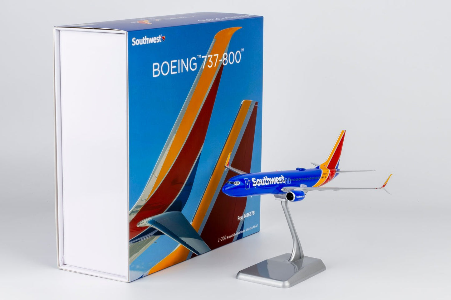 Pre-Order NG Models 8073 1:200 Southwest Airlines 737-800/w N8657B Heart livery with halogen landing lights; with scimitar winglets