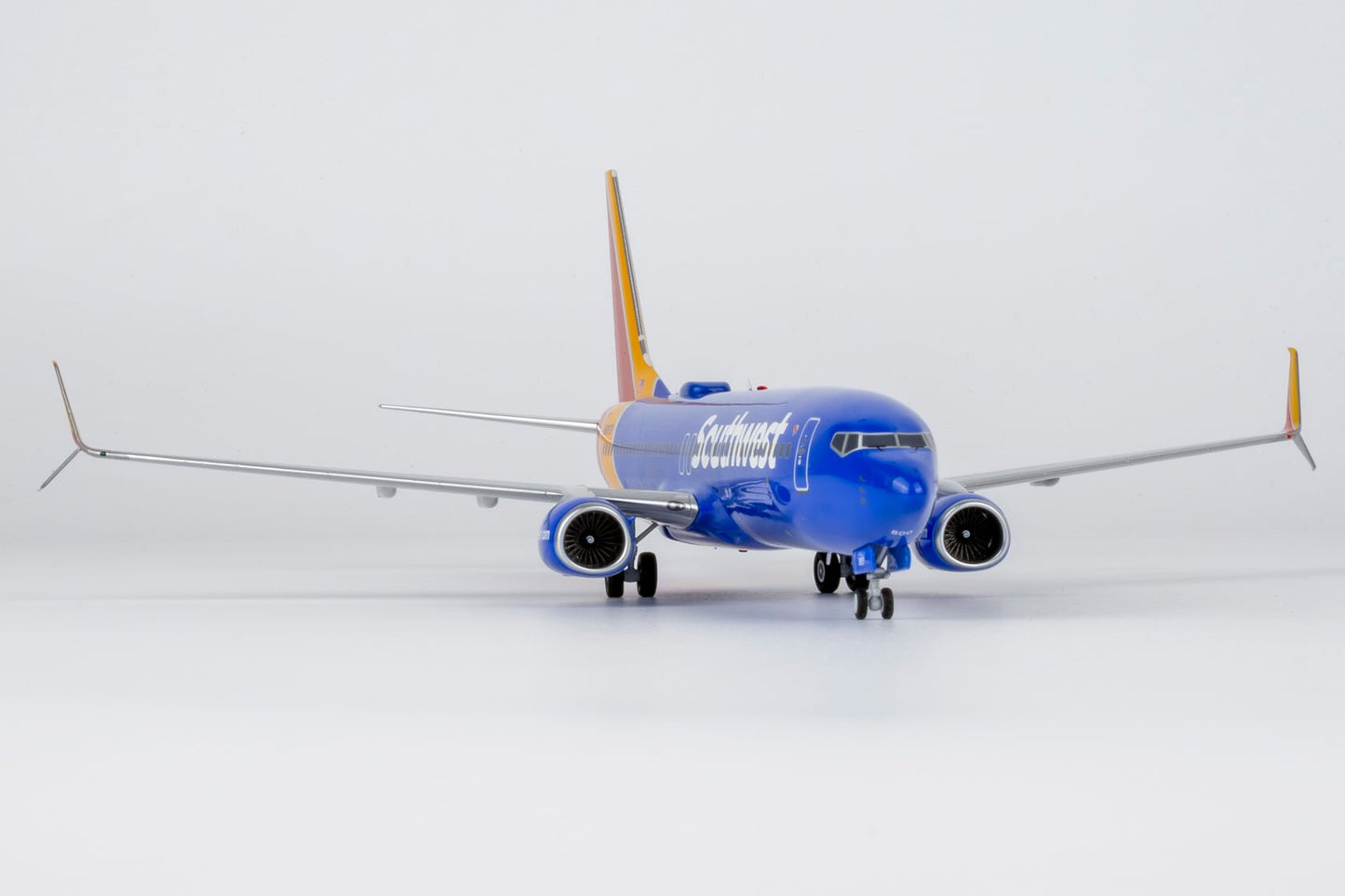 Pre-Order NG Models 8073 1:200 Southwest Airlines 737-800/w N8657B Heart livery with halogen landing lights; with scimitar winglets