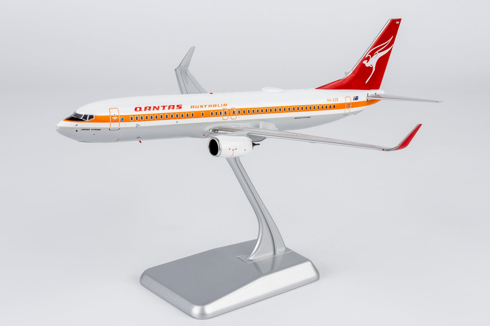 Pre-Order NG Models 8075 1:200 Qantas Airways 737-800/w VH-XZP retro 'Ochre' c/s, named 'James Strong