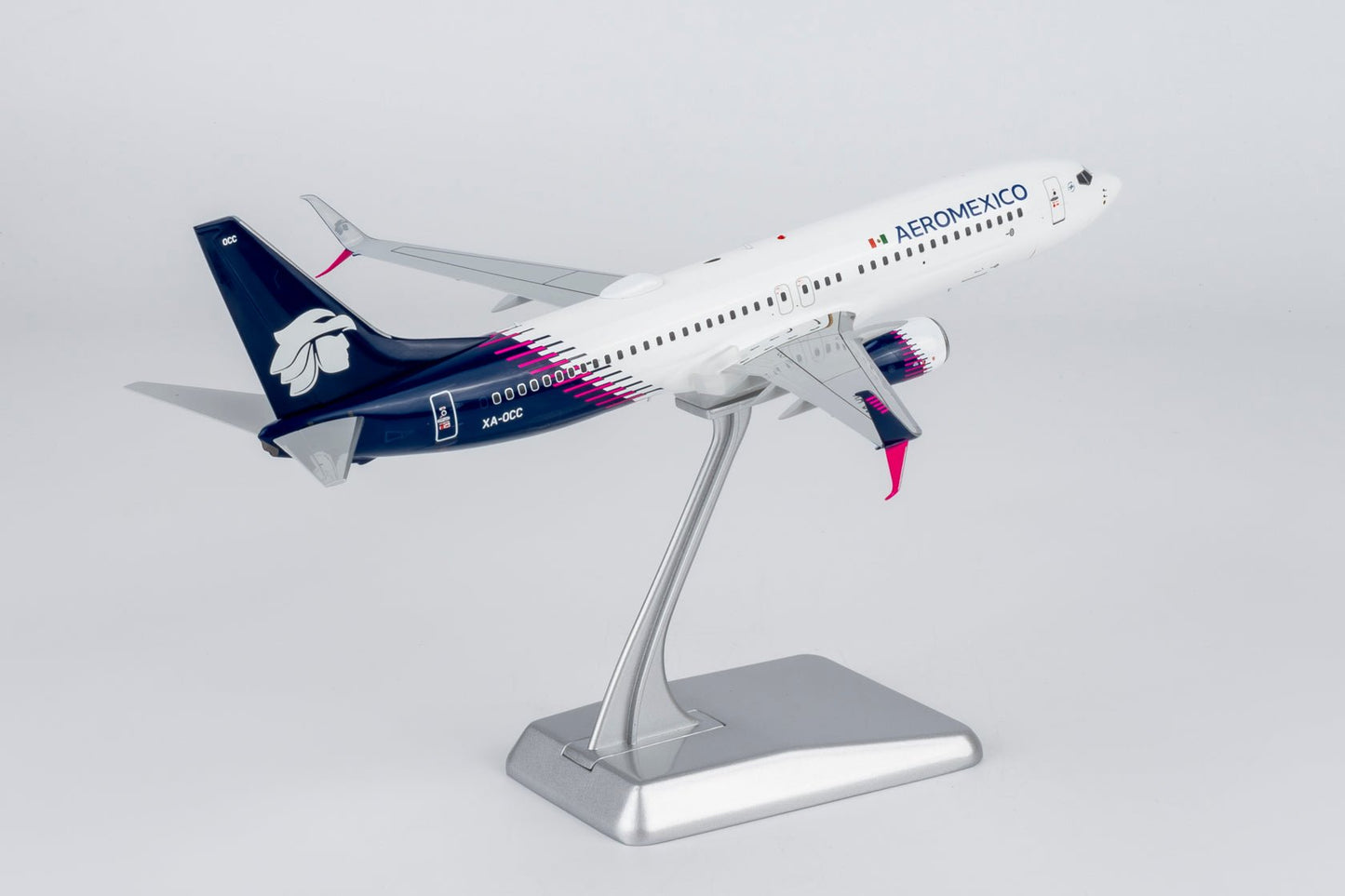 Pre-Order NG Models 8078 1:200 Aeromexico 737-800/w XA-OCC new paint with scimitar winglets