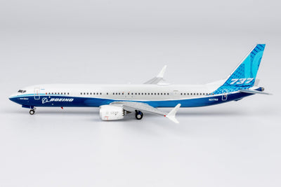 Pre-Order NG Models 90005 1:400 The Boeing Company 737 MAX 10 N27752
