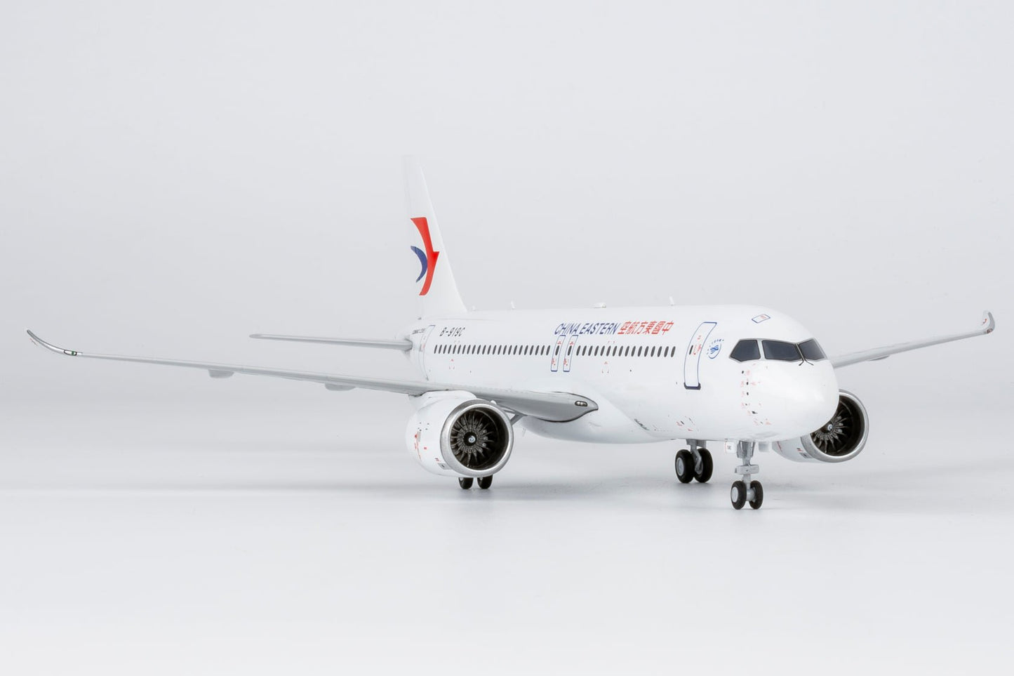Pre-Order NG Models 99202 1:200 China Eastern Airlines C919 B-919C