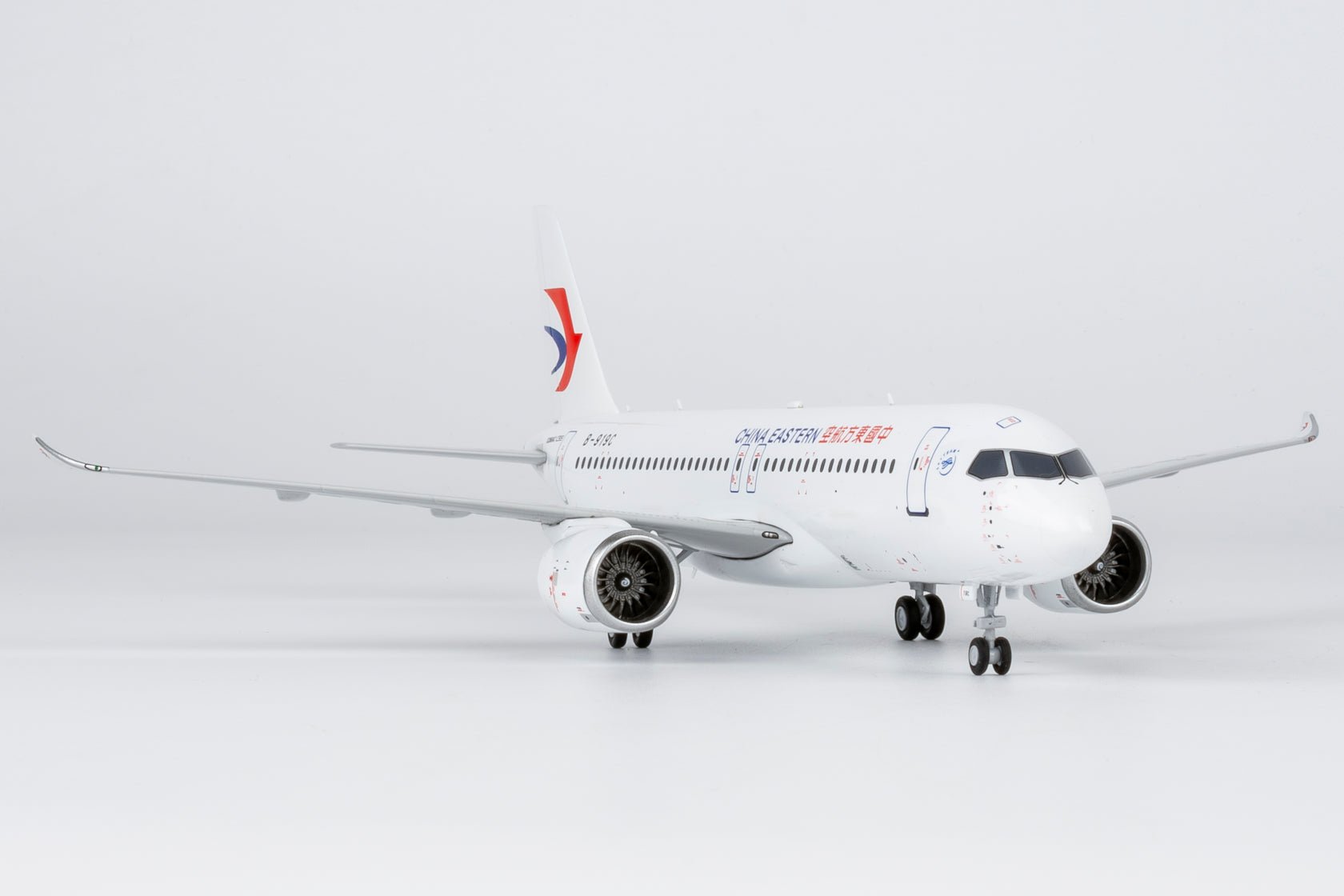 Pre-Order NG Models 99202 1:200 China Eastern Airlines C919 B-919C