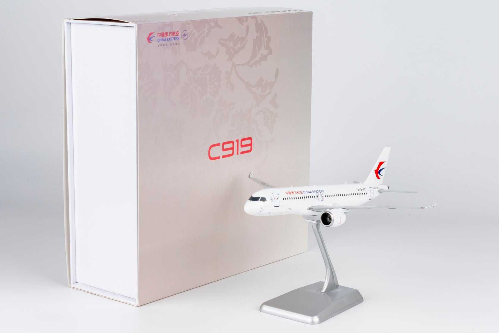 Pre-Order NG Models 99202 1:200 China Eastern Airlines C919 B-919C