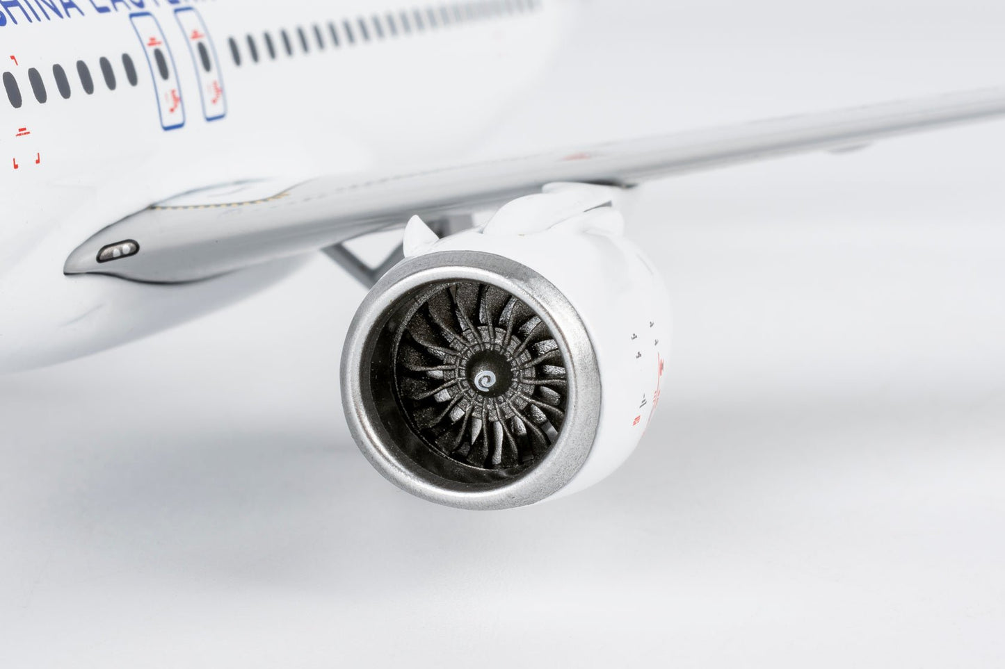 Pre-Order NG Models 99202 1:200 China Eastern Airlines C919 B-919C