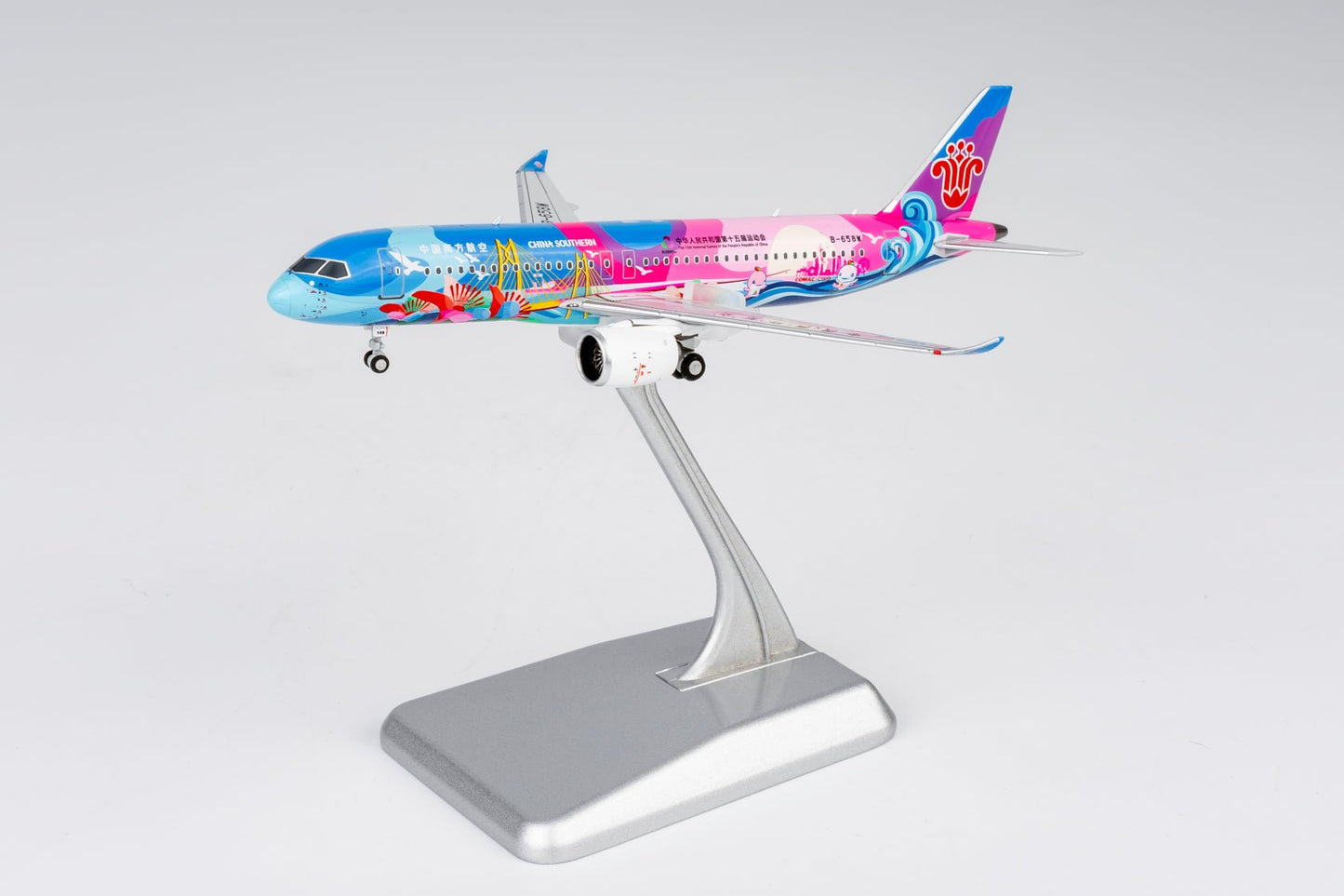 Pre-Order NG Models ULTIMATE 24187 1:400 China Southern Airlines C919 B-658W (Grand Beauty Bay Area 大美湾区号)
