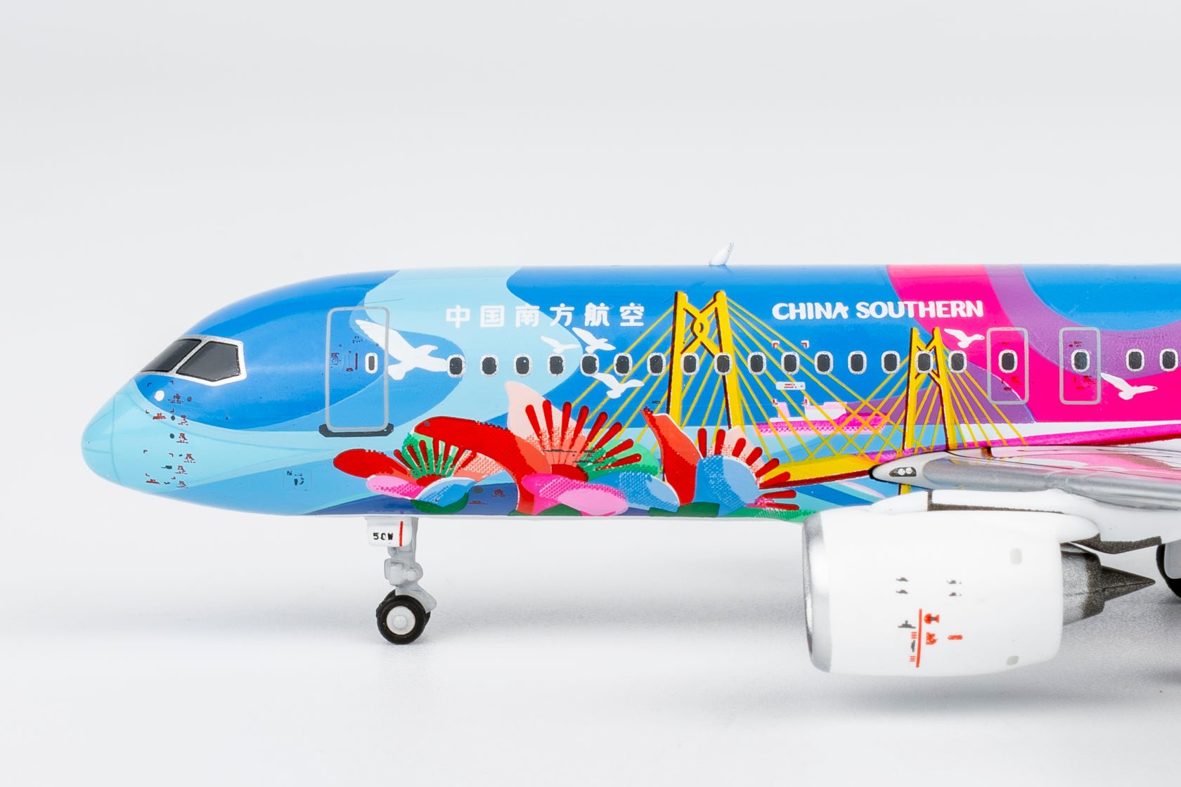 NG Models 24187 1:400 China Southern Airlines C919 B-658W – MTS