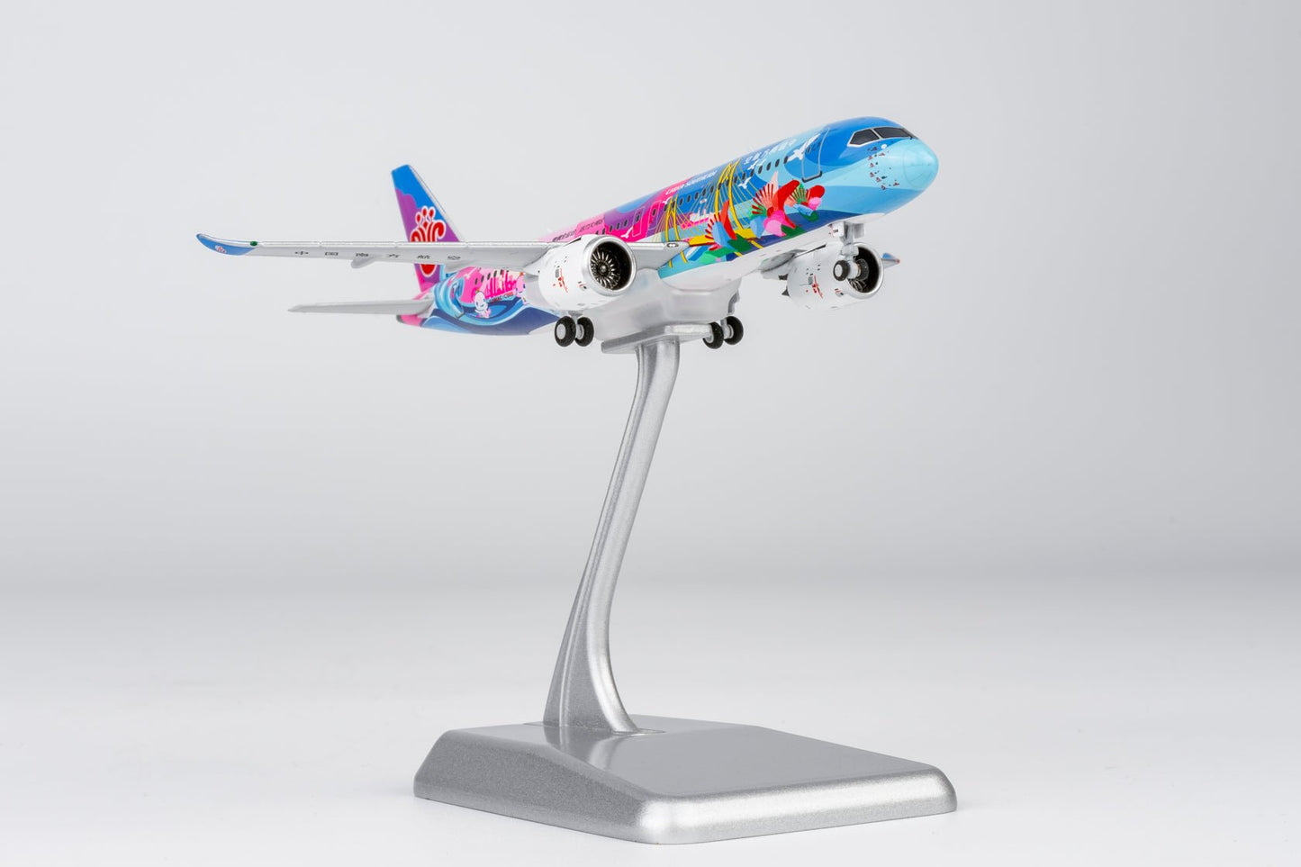 Pre-Order NG Models ULTIMATE 24187 1:400 China Southern Airlines C919 B-658W (Grand Beauty Bay Area 大美湾区号)