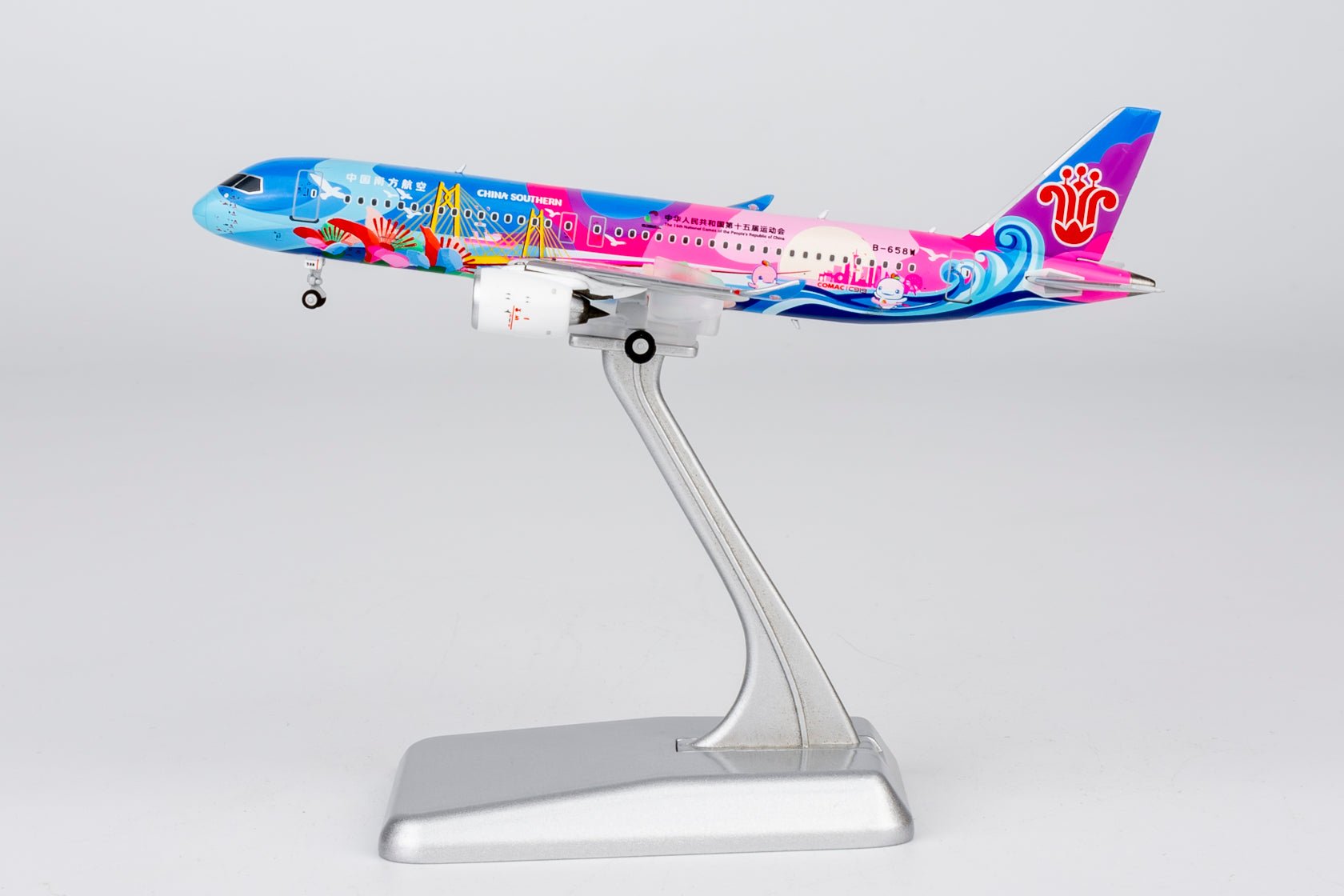 Pre-Order NG Models ULTIMATE 24187 1:400 China Southern Airlines C919 B-658W (Grand Beauty Bay Area 大美湾区号)
