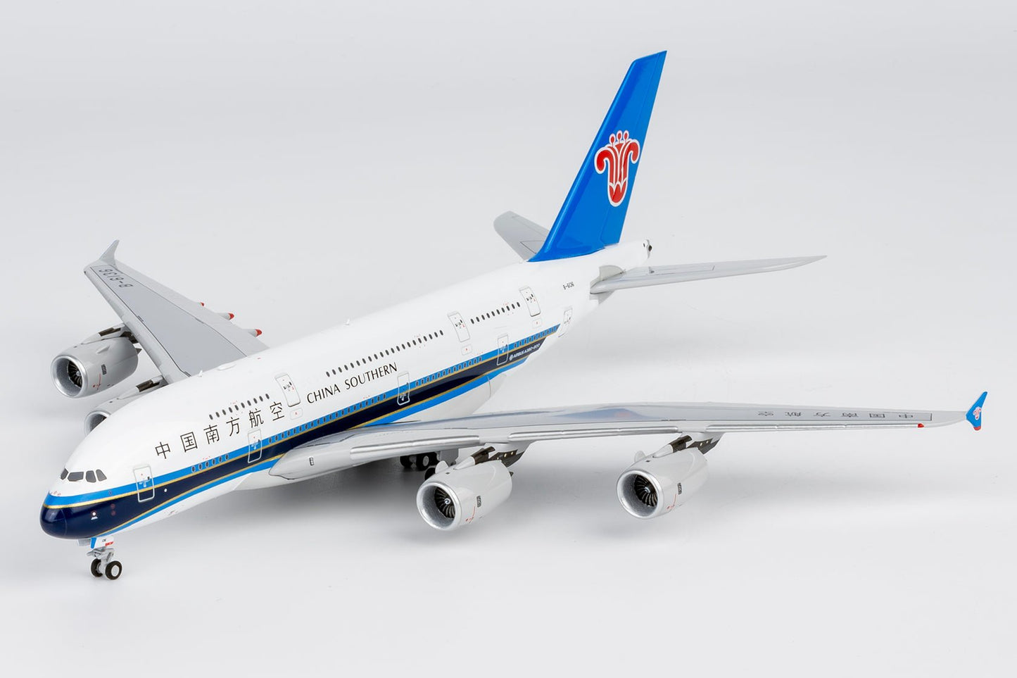 Pre-Order NG Models ULTIMATE 24625 1:400 China Southern Airlines A380-800 B-6136 (First A380 for China)