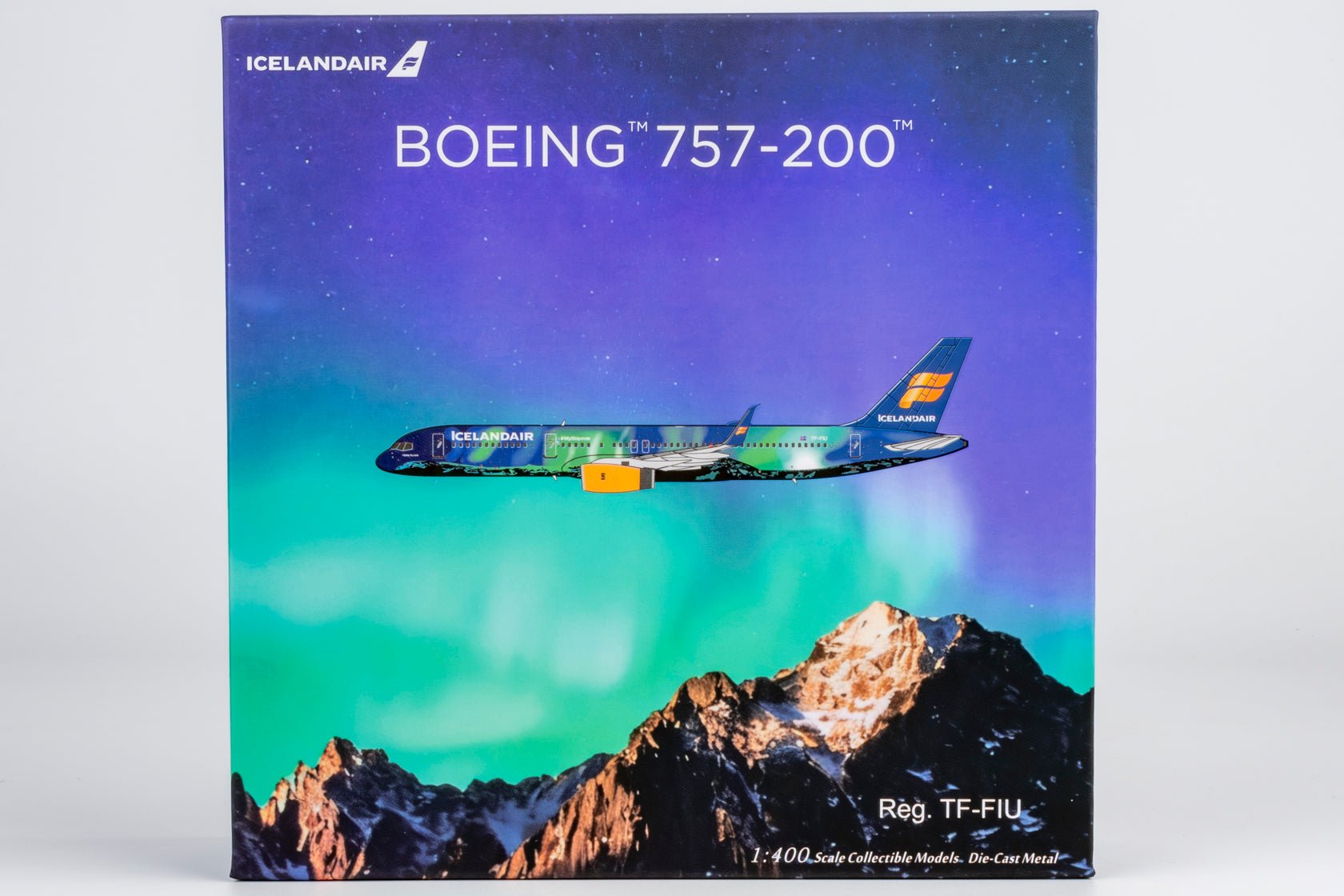 Pre-Order NG Models ULTIMATE 53211 1:400 Icelandair 757-200/w A321 TF-FIU (Aurora (Northern Lights))