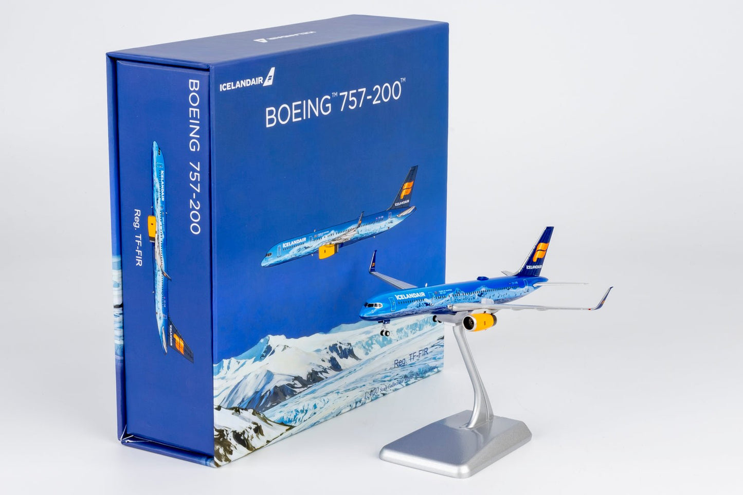 Pre-Order NG Models ULTIMATE 53212 1:400 Icelandair 757-200/w A321 TF-FIR (Vatnajökull)