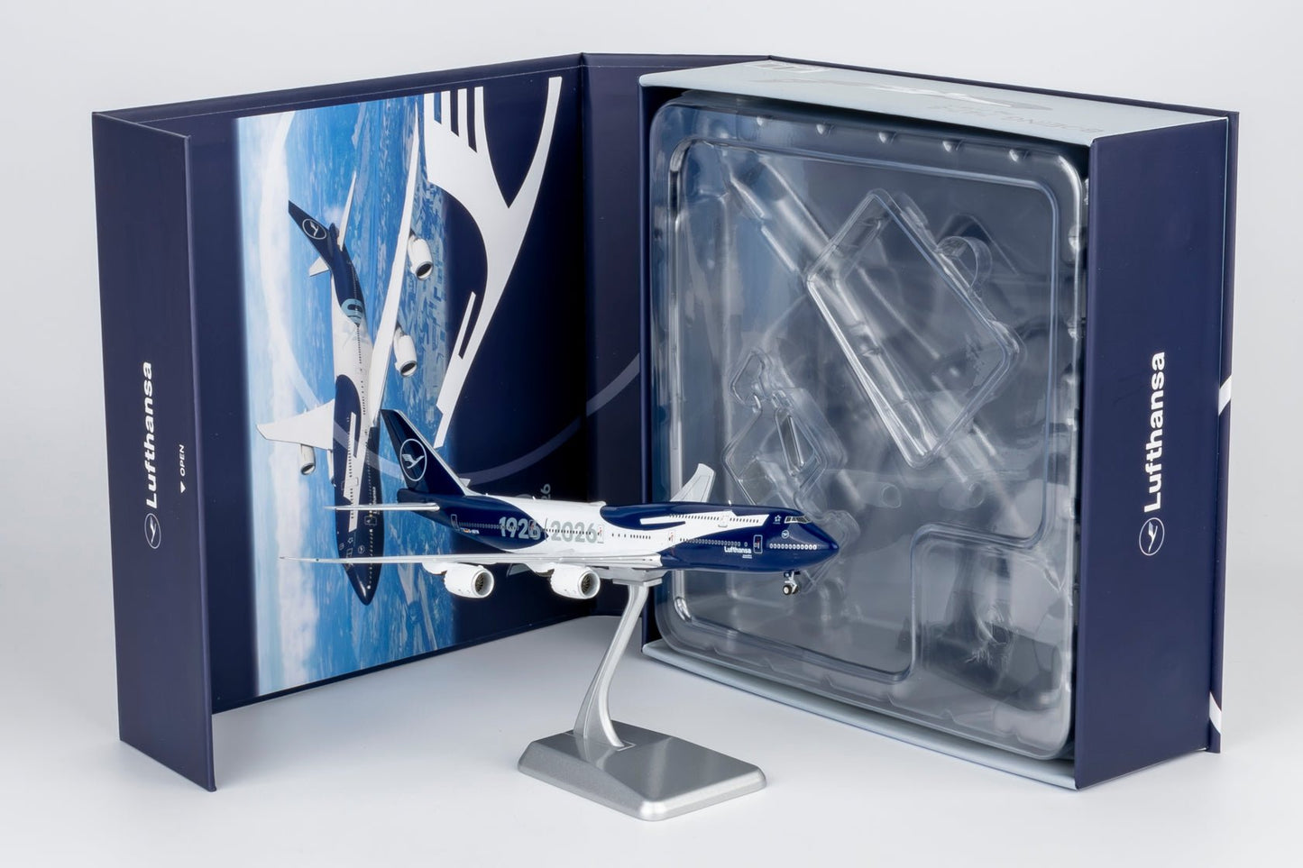 Pre-Order NG Models ULTIMATE 78045 1:400 Lufthansa 747-8i D-ABYN (100 Years Anniversary)