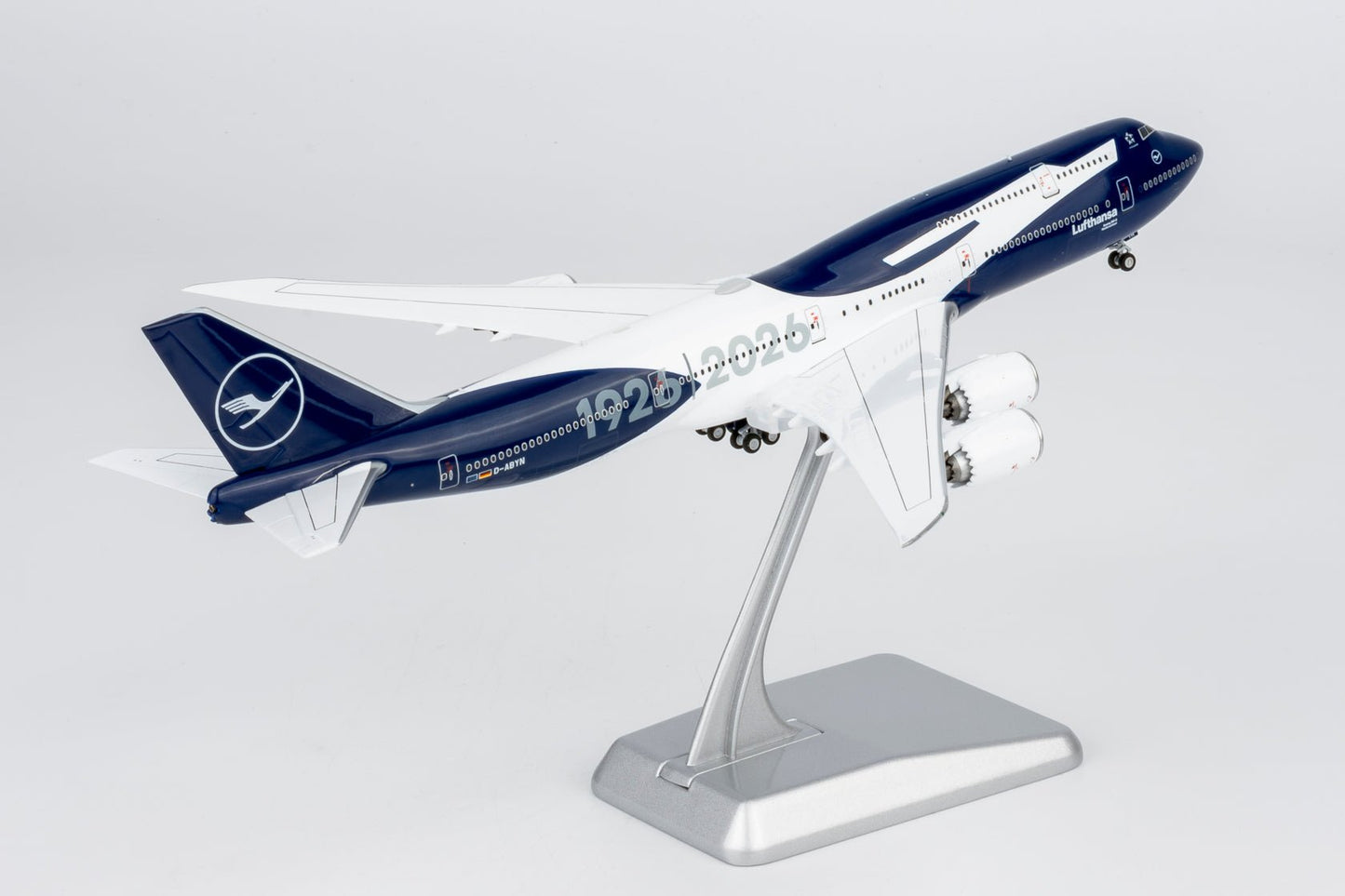 Pre-Order NG Models ULTIMATE 78045 1:400 Lufthansa 747-8i D-ABYN (100 Years Anniversary)