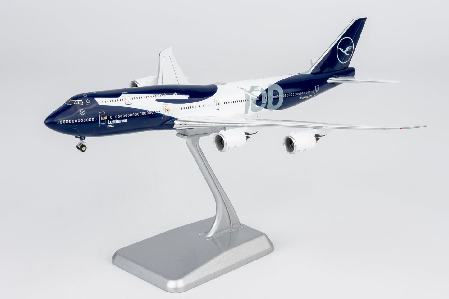 Pre-Order NG Models ULTIMATE 78045 1:400 Lufthansa 747-8i D-ABYN (100 Years Anniversary)