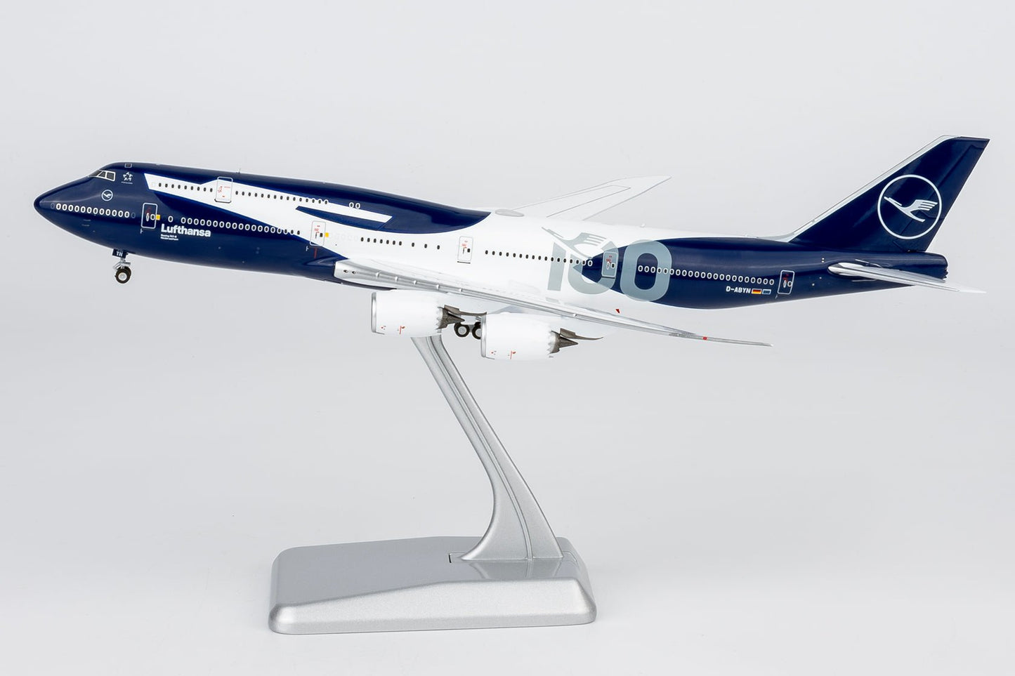 Pre-Order NG Models ULTIMATE 78045 1:400 Lufthansa 747-8i D-ABYN (100 Years Anniversary)