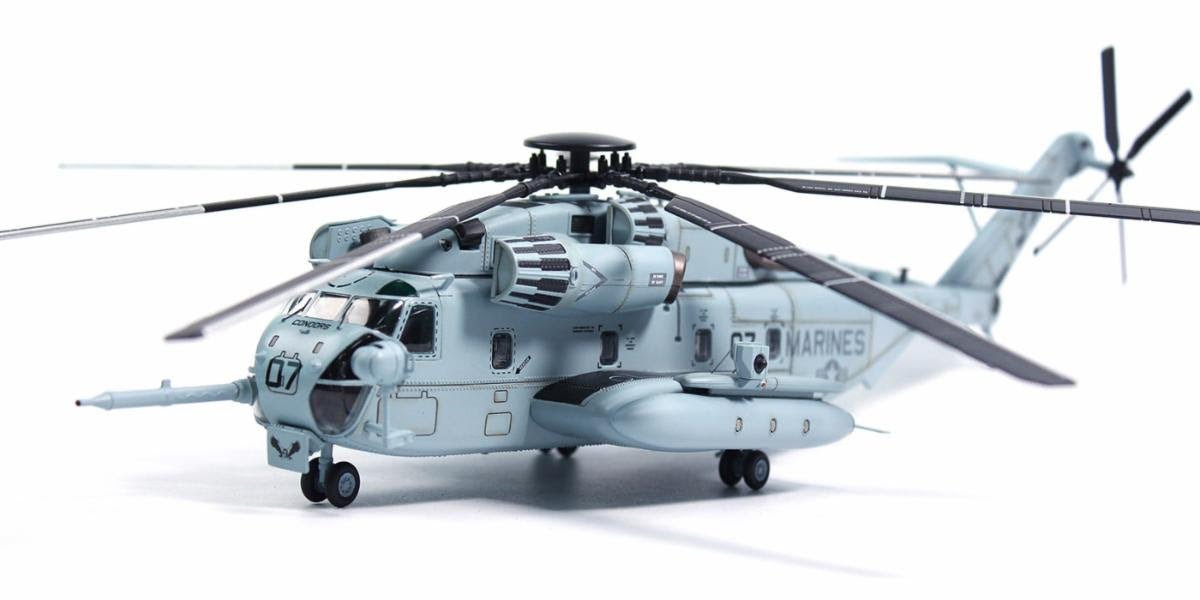 Pre-Order Panzerkampf 14060PA07 1:72 CH-53E BuNo 161542 EN07, HMH-464 “Condors,” MCAS New River, July 2008