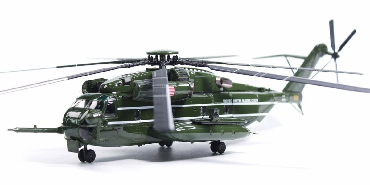 Pre-Order Panzerkampf 14060PE31 1:72 Sea Stallion HMX-1, Number 31