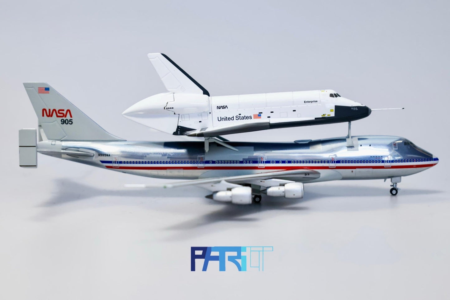 Pre - Order Patriot Model PT - 400 - 023FD 1:400 Boeing 747 - 123 NASA N905NA & Space Shuttle Orbiter OV - 101"Enterprise" Flaps Down Edition