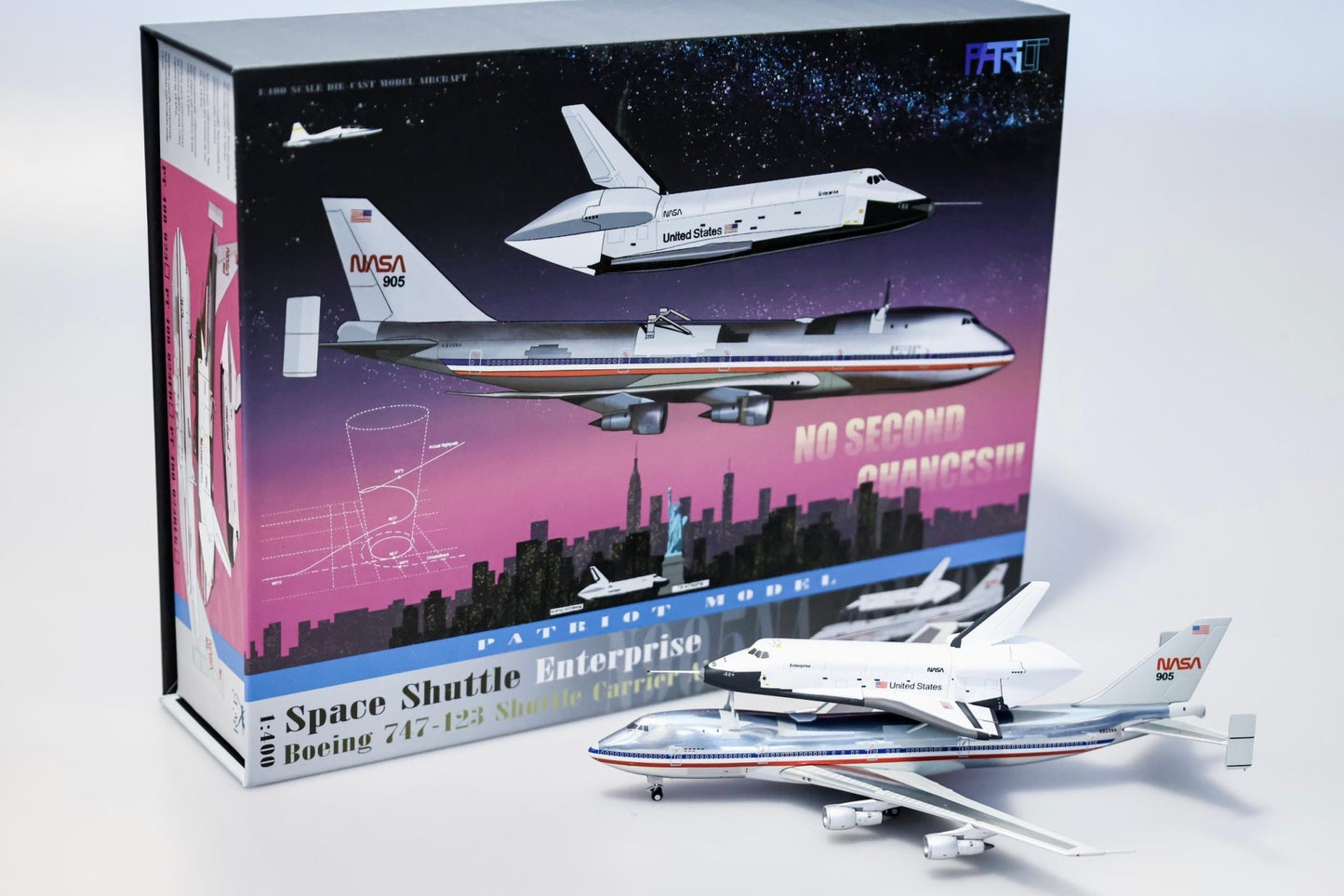 Pre - Order Patriot Model PT - 400 - 023FD 1:400 Boeing 747 - 123 NASA N905NA & Space Shuttle Orbiter OV - 101"Enterprise" Flaps Down Edition