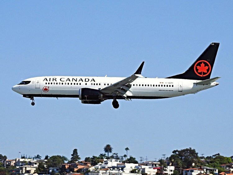 Pre - Order Phoenix 04632 1:400 Air Canada B737 MAX 8 C - GEPF